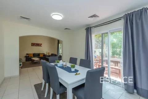 Huvila Meadows, Dubai, Arabiemiraatit 4 makuuhuonetta, 339 m2 № 738123 - kuva 7