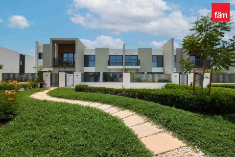 Townhouse sa Dubai, UAE 3 silid-tulugan, 160.9 sq.m. № 765995