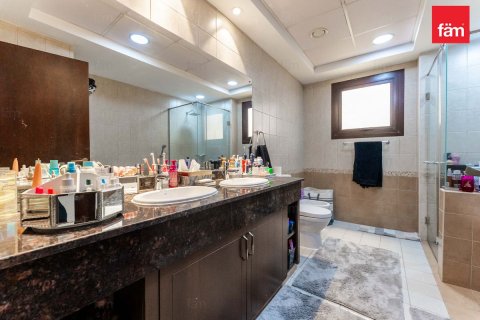 Řadový dům v Dubai, SAE 4 ložnice, 312 m² Č.: 765998 - fotografie 26