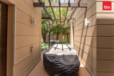 Řadový dům v Dubai, SAE 4 ložnice, 312 m² Č.: 765998 - fotografie 28