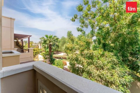 Řadový dům v Dubai, SAE 4 ložnice, 312 m² Č.: 765998 - fotografie 21