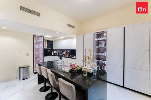 Řadový dům v Dubai, SAE 4 ložnice, 312 m² Č.: 765998 - fotografie 2