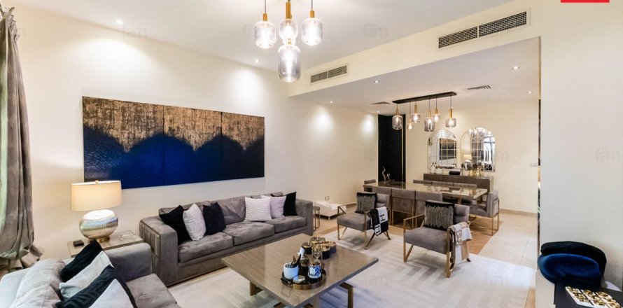Villetta a schiera a Dubai, EAU 4 camere da letto, 312 mq. № 765998