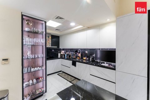 Řadový dům v Dubai, SAE 4 ložnice, 312 m² Č.: 765998 - fotografie 3