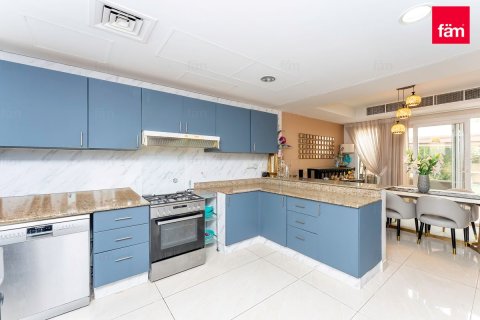 Adosado en venta en Dubai, EAU 3 dormitorios, 254.4 m2 № 696796 - foto 7