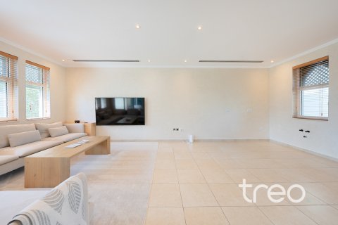 Villa in Jumeirah Park, Dubai, UAE 3 bedrooms, 284.56 sq.m. № 761316 - photo 13