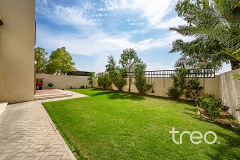 Villa in Jumeirah Park, Dubai, UAE 3 bedrooms, 284.56 sq.m. № 761316 - photo 6