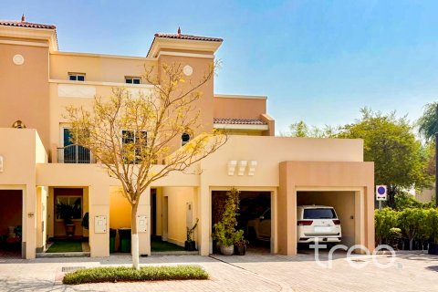 Dubai Sports City、Dubai、UAEにあるヴィラ 4ベッドルーム、233.19 m2 No761319