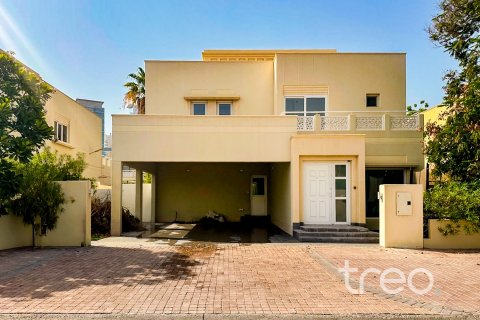 וילה להשכרה ב Meadows, Dubai, איחוד האמירויות  4 חדרי שינה, 320.24 מ"ר, מספר 733479 - תמונה 20