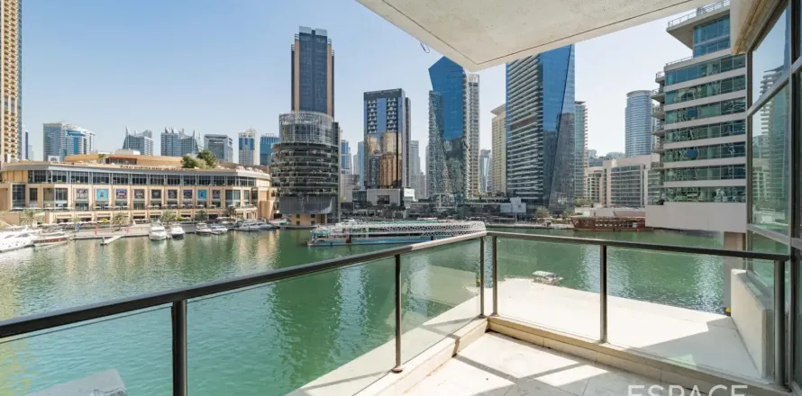 Apartment i Dubai Marina, Dubai, UAE 3 soveværelser, 181 kvm № 738434