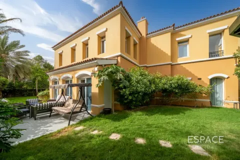 Villa i Arabian Ranches, Dubai, UAE 3 soveværelser, 269 kvm № 737889