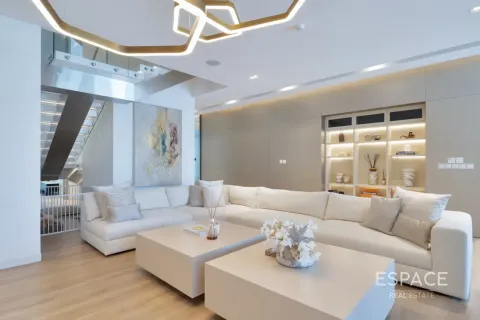 Villa til salgs i Palm Jumeirah, Dubai, Emiratene 6 soverom, 650 kvm Nr. 737892 - Foto 4