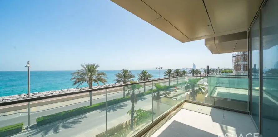 Huoneisto Palm Jumeirah, Dubai, Arabiemiraatit 3 makuuhuonetta, 190 m2 № 737888