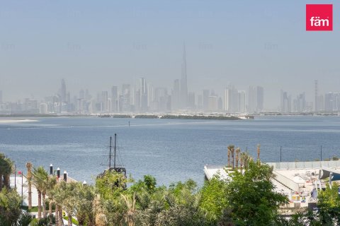 Dubai, UAE의 아파트 침실 2개, 102.8제곱미터 번호 760160