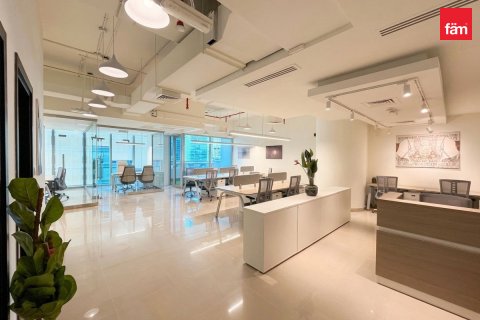 Zyrë në Business Bay, Dubai, Emiratet e Bashkuara Arabe 126.9 m2. № 766338 - Foto 8