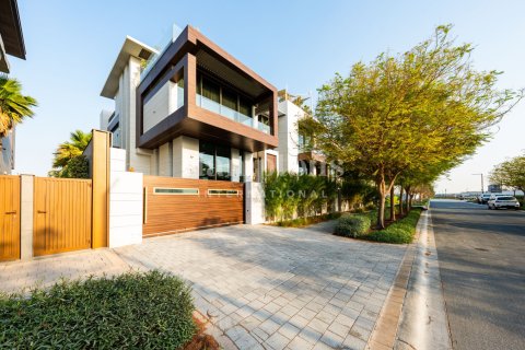 Villa in Dubai Hills Estate, Dubai, UAE 7 bedrooms, 1063.92515600 sq.m. № 766418 - photo 11