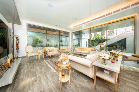 Villa in Dubai Hills Estate, Dubai, UAE 7 bedrooms, 1063.92515600 sq.m. № 766418 - photo 3