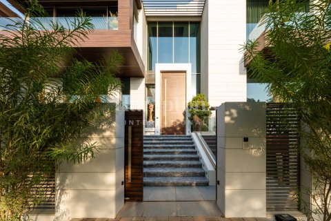 Villa in Dubai Hills Estate, Dubai, UAE 7 bedrooms, 1063.92515600 sq.m. № 766418 - photo 5