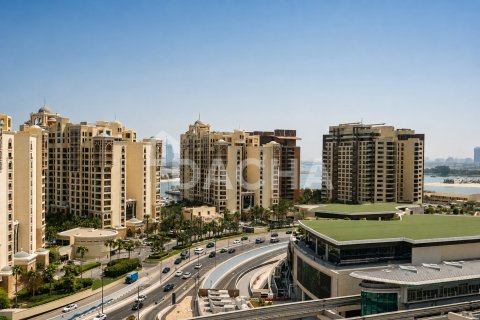 Palm Jumeirah, Dubai, UAE의 판매용 아파트 침실 2개, 188제곱미터 번호 763143 - 사진 8