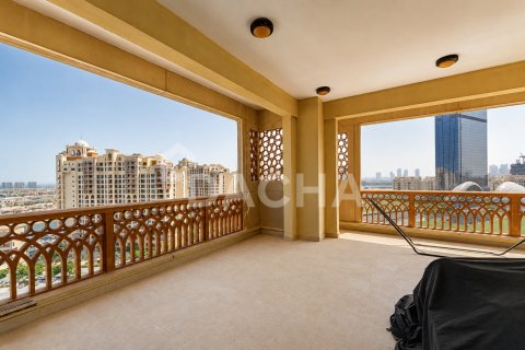 Palm Jumeirah, Dubai, UAE의 판매용 아파트 침실 2개, 188제곱미터 번호 763143 - 사진 3