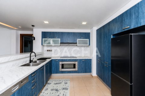 Palm Jumeirah, Dubai, UAE의 판매용 아파트 침실 2개, 188제곱미터 번호 763143 - 사진 6