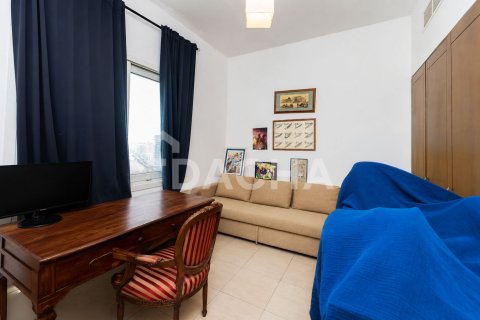 Palm Jumeirah, Dubai, UAE의 판매용 아파트 침실 2개, 188제곱미터 번호 763143 - 사진 17