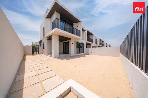 Řadový dům v Jebel Ali, Dubai, SAE 4 ložnice, 266.4 m² Č.: 741445