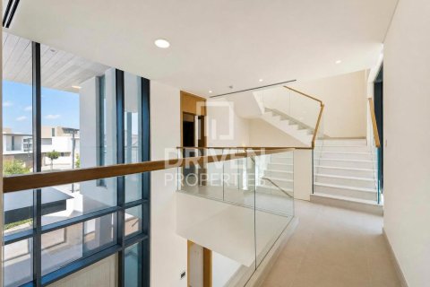Villa in The Valley, Dubai, UAE 5 bedrooms, 929.77 sq.m. № 768685 - photo 6