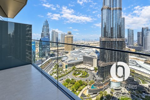 דירה ב Downtown Dubai (Downtown Burj Dubai), Dubai, איחוד האמירויות 3 חדרי שינה, 145 מ