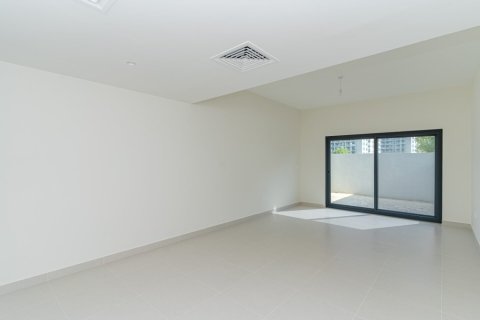 Вилла Dubai South (Dubai World Central), Дубай, БАӘ-да 2 жатын бөлмелер, 129 м² № 678610 - фото 2