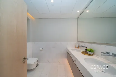 Appartement te huur in Palm Jumeirah, Dubai, VAE 49 vr.m., nr 738532 - foto 4