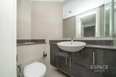 Apartment in MARINA TOWER in Dubai Marina, UAE 3 bedrooms, 172 sq.m. № 738529 - photo 10