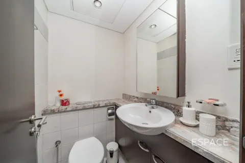 Пәтер MARINA TOWER, Дубай Марина, БАӘ-да 1 жатын бөлме, 71 м² № 738531 - фото 7