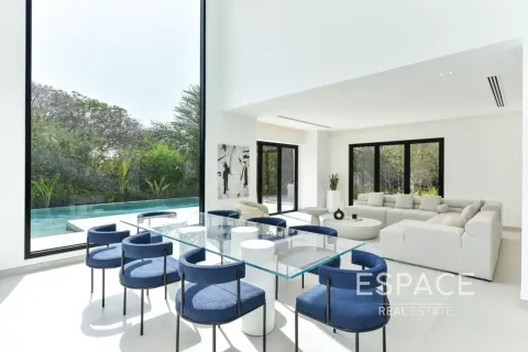 Willa do wynajęcia w Jumeirah Islands, Dubai, ZEA 4 sypialnie, 502 mkw., nr 738294 - zdjęcie 8