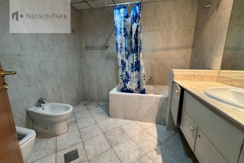 Apartamento en alquiler en Bur Dubai, Dubai, EAU 3 dormitorios, 278.7 m2 № 515065 - foto 20