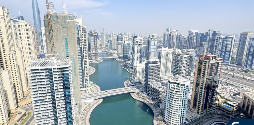 Appartamento a Dubai Marina, Dubai, EAU 3 camere da letto, 141 mq. № 698581
