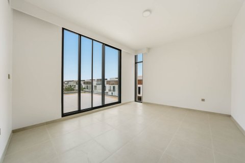 Villa zur Miete in Arabian Ranches 3, Dubai, VAE 4 Schlafzimmer, 448.84 m2 Nr. 750205 - Foto 2