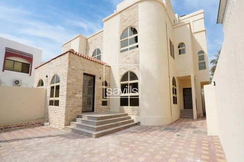 Villa in Muroor Area, Abu Dhabi, UAE 7 bedrooms, 549.99 sq.m. № 766891 - photo 15