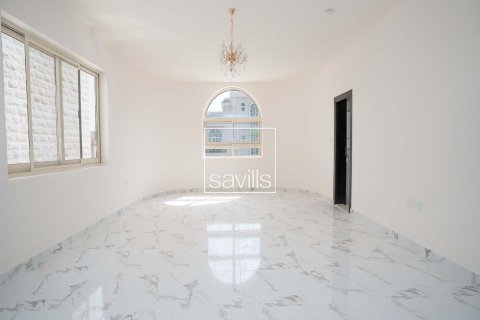 Villa in Muroor Area, Abu Dhabi, UAE 7 bedrooms, 549.99 sq.m. № 766891 - photo 2