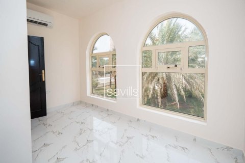 Villa in Muroor Area, Abu Dhabi, UAE 7 bedrooms, 549.99 sq.m. № 766891 - photo 7