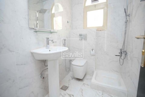 Villa in Muroor Area, Abu Dhabi, UAE 7 bedrooms, 549.99 sq.m. № 766891 - photo 12