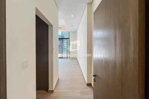 Villa te huur in Mohammed Bin Rashid City, Dubai, VAE 5 slaapkamers, 814 vr.m., nr 663470 - foto 11
