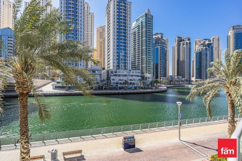 Apartment in Dubai Marina, UAE 3 bedrooms, 198.4 sq.m. № 712718 - photo 26