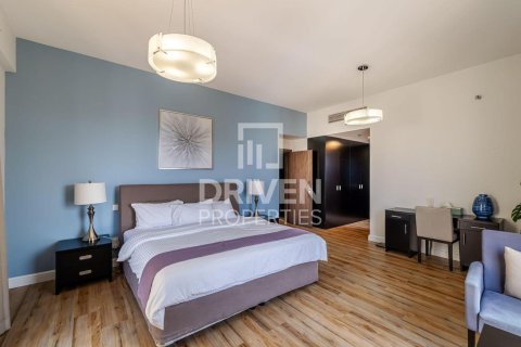 Jumeirah Beach Residence, Dubai, UAE의 임대용 아파트 침실 3개, 175.03제곱미터 번호 745884 - 사진 13