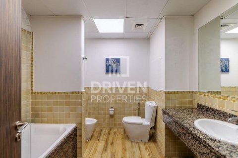 Jumeirah Beach Residence, Dubai, UAE의 임대용 아파트 침실 3개, 175.03제곱미터 번호 745884 - 사진 17