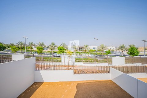 Villa in Al Furjan, Dubai, UAE 4 bedrooms, 420 sq.m. № 664006 - photo 6