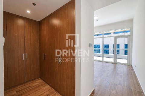 Apartman u gradu Business Bay, Dubai, UAE 1 spavaća soba, 113.81 m2 Br. 765056 - Slika 9