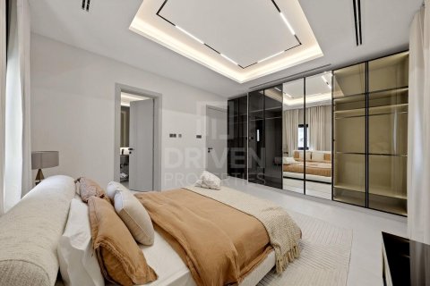 Jumeirah, Dubai, BAE’de satılık villa 6 yatak odası, 544.69 m&sup2; No 765055 - fotoğraf 18