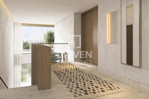 Villa en venta en Mohammed Bin Rashid City, Dubai, EAU 5 dormitorios, 753.07 m2 № 767174 - foto 2