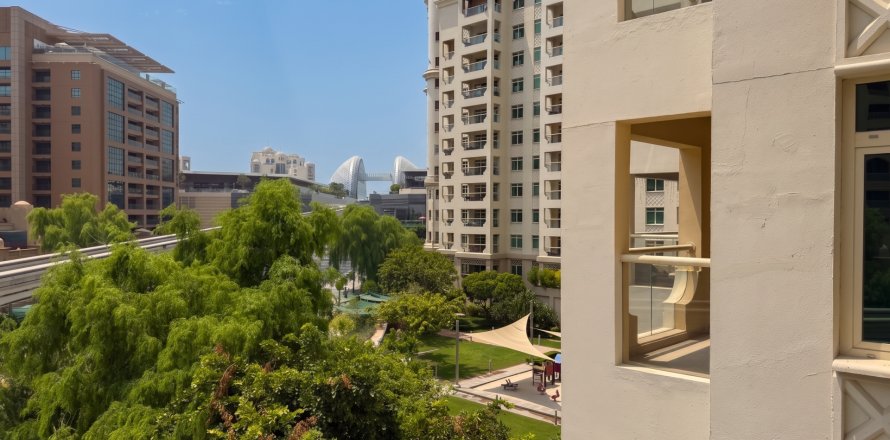Apartment i Palm Jumeirah, Dubai, UAE 2 soveværelser, 186 kvm № 754350